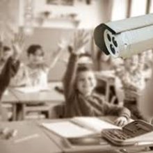 Εκπρόσωποι των παρεμβάσεων για το άνοιγμα των σχολείων και την τηλεδιάσκεψη